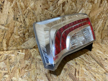 Load image into Gallery viewer, Rückleuchte Toyota Prius Ein Stück (Rechts oder Links) Rearlight RUK6031984305vb
