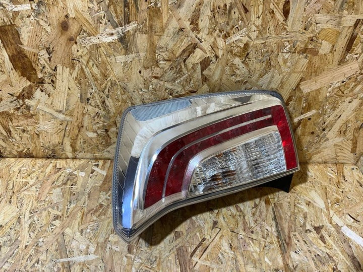 Rückleuchte Toyota Prius Ein Stück (Rechts oder Links) Rearlight RUK6031984305vb