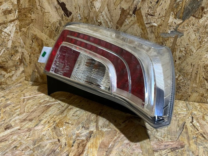 Rückleuchte Toyota Prius Ein Stück (Rechts oder Links) Rearlight RUK6031984305vb
