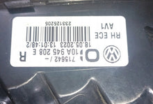 Laden Sie das Bild in den Galerie-Viewer, Rückleuchte VW I 10A945208E Rechts Rearlight RUK6078062366gp