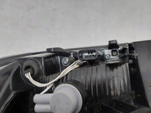 Laden Sie das Bild in den Galerie-Viewer, Rückleuchte Renault Clio I 5 265558726R Links Rearlight RUK6105461280tv