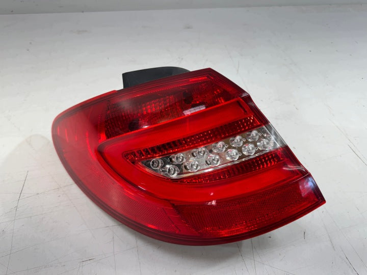 Rückleuchte Mercedes-Benz A2468200564 Links Rearlight RUK6120729413qs