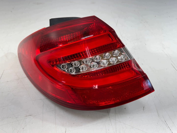 Rückleuchte Mercedes-Benz A2468200564 Links Rearlight RUK6120729413qs