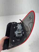 Laden Sie das Bild in den Galerie-Viewer, Rückleuchte Mercedes-Benz A2468200564 Links Rearlight RUK6120729413qs