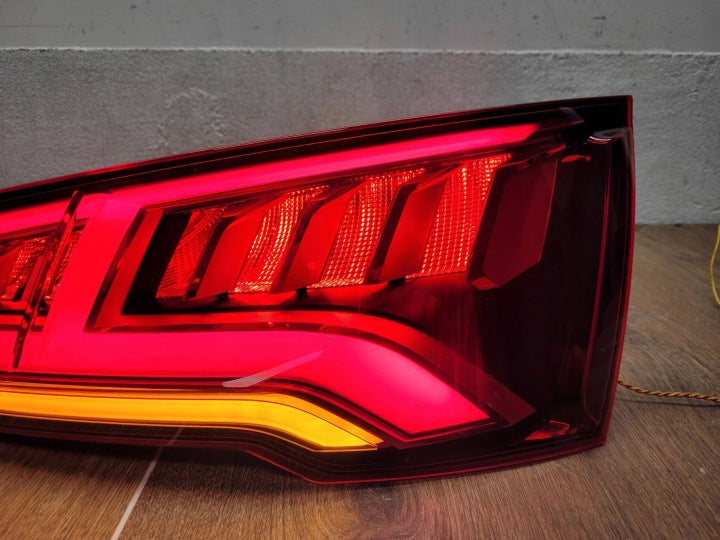 Rückleuchte Audi Q5 Rechts Rearlight RUK6151905397ef