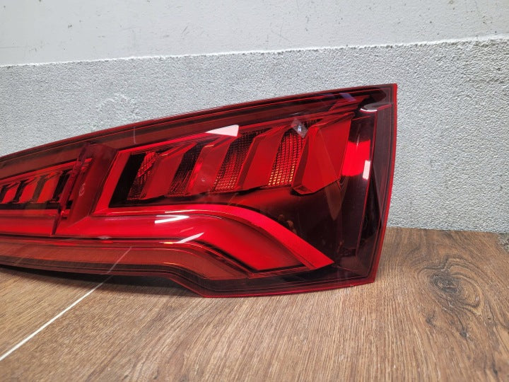 Rückleuchte Audi Q5 Rechts Rearlight RUK6151905397ef