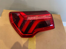 Laden Sie das Bild in den Galerie-Viewer, Rückleuchte Audi Q3 83A945091 Links Rearlight RUK6190017306zr