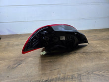 Laden Sie das Bild in den Galerie-Viewer, Rückleuchte Mitsubishi Space Star 8330B020 Rechts Rearlight RUK6200259675wn