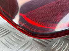 Laden Sie das Bild in den Galerie-Viewer, Rückleuchte Audi A3 8V4945095A Links Rearlight RUK6322321697sc