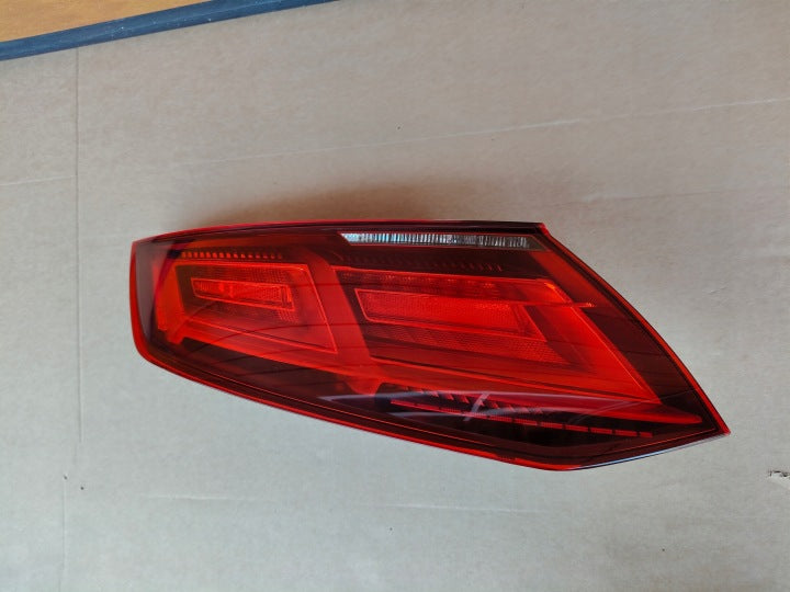 Rückleuchte Audi Tt 8S0945095 Links Rearlight RUK6372287313hz