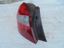 Laden Sie das Bild in den Galerie-Viewer, Rückleuchte Ford J7BB-13405-HB Links Rearlight RUK6380504647fl