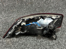 Laden Sie das Bild in den Galerie-Viewer, Rückleuchte VW Hatchback Golf 5H0945096C Rechts Rearlight RUK6405258953ry