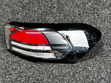 Laden Sie das Bild in den Galerie-Viewer, Rückleuchte VW I 14B945096A Rechts Rearlight RUK6408597764ca