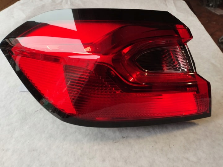 Rückleuchte Ford Fiesta Links Rearlight RUK6475212451cx