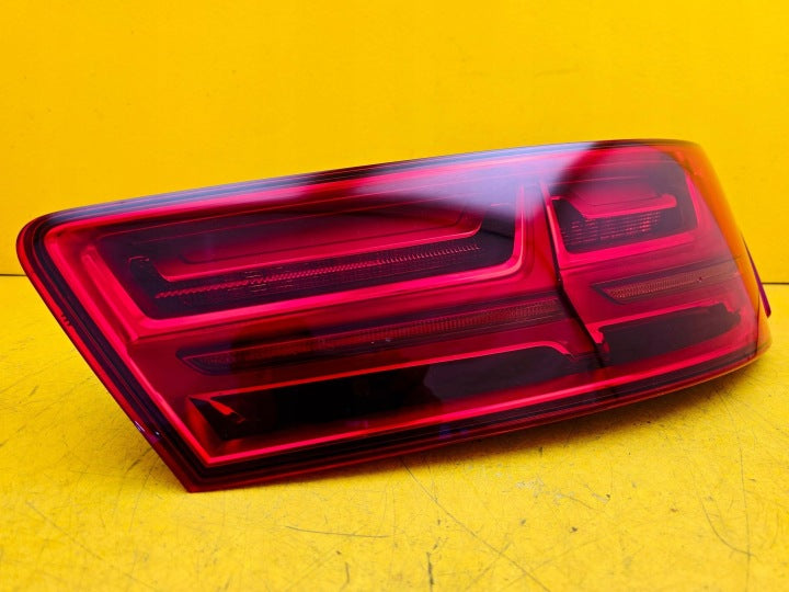 Rückleuchte Audi Q7 4M0945094M Rechts Rearlight RUK6487511499gt
