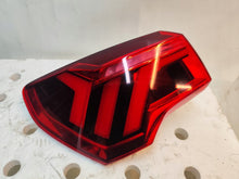 Laden Sie das Bild in den Galerie-Viewer, Rückleuchte Audi Q3 Sportback 83A945091 Ein Stück (Rechts oder Links) Rearlight RUK6499813431gw