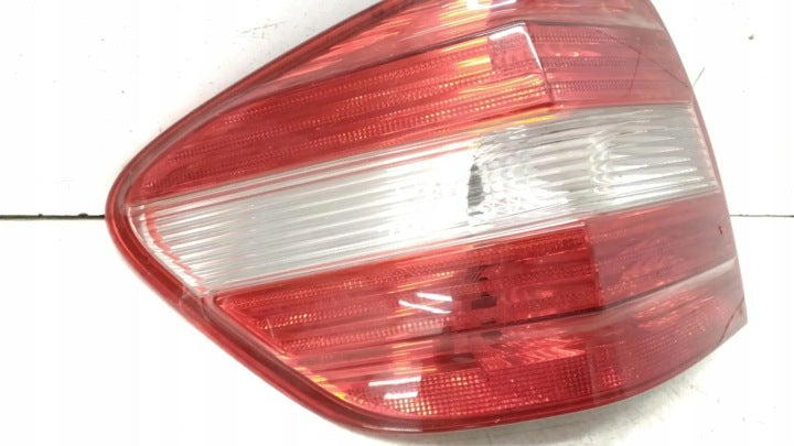 Rückleuchte Mercedes-Benz Links Rearlight RUK6518534090vc