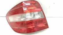 Laden Sie das Bild in den Galerie-Viewer, Rückleuchte Mercedes-Benz Links Rearlight RUK6518534090vc