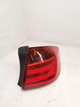 Load image into Gallery viewer, Rückleuchte BMW 3 7313047 Rechts Rearlight RUK6551868857hs