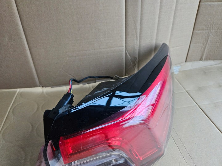 Rückleuchte Ford Kuga LV4B-13404-BE Rechts Rearlight RUK6594761583pp