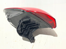 Laden Sie das Bild in den Galerie-Viewer, Rückleuchte Audi A5 8B3945280B Rechts Rearlight RUK6607474422pn