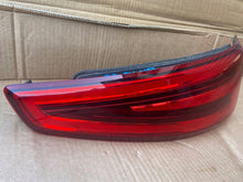 Laden Sie das Bild in den Galerie-Viewer, Rückleuchte Audi Q3 8U0945094H Rechts Rearlight RUK6619132294ve