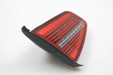 Laden Sie das Bild in den Galerie-Viewer, Rückleuchte VW Passat B8 3G5945307E Links Rearlight RUK6636192677lb