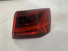 Laden Sie das Bild in den Galerie-Viewer, Rückleuchte Audi A6 4G9945096B Rechts Rearlight RUK6714311916lp