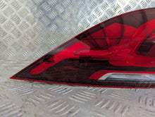 Laden Sie das Bild in den Galerie-Viewer, Rückleuchte Mercedes-Benz Gle A1679061007 Links Rearlight RUK6726545558ci