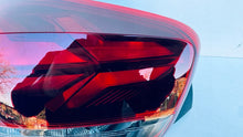 Load image into Gallery viewer, Rückleuchte Dacia Spring 265552789R Links Rearlight RUK6769809094bp