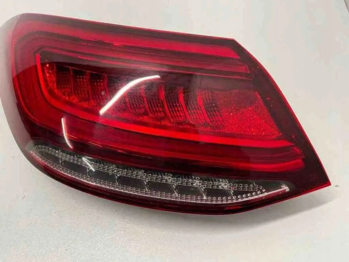 Rückleuchte Mercedes-Benz Cls A2579062600 Links Rearlight RUK6869641899em