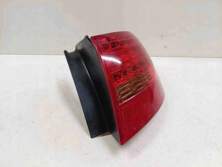 Rückleuchte Audi A6 Avant 89037056 Rechts Rearlight RUK6924272395ee