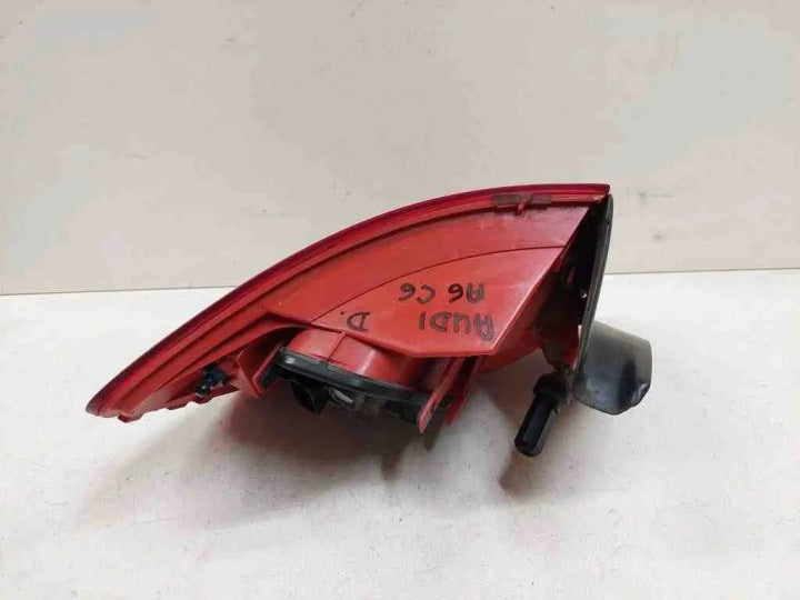 Rückleuchte Audi A6 Avant 89037056 Rechts Rearlight RUK6924272395ee