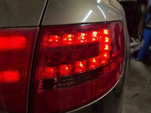 Laden Sie das Bild in den Galerie-Viewer, Rückleuchte Audi A6 Avant 89037056 Rechts Rearlight RUK6924272395ee