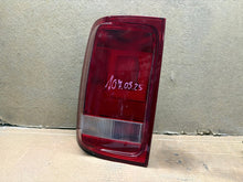 Laden Sie das Bild in den Galerie-Viewer, Rückleuchte VW Amarok Links Rearlight RUK6933505790sv