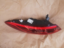 Laden Sie das Bild in den Galerie-Viewer, Rückleuchte Audi Q5 8MA945091 LED Links Rearlight RUK7051073216hr