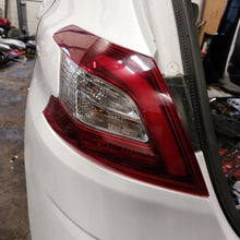 Laden Sie das Bild in den Galerie-Viewer, Rückleuchte Peugeot 308 Links Rearlight RUK7121980253fj