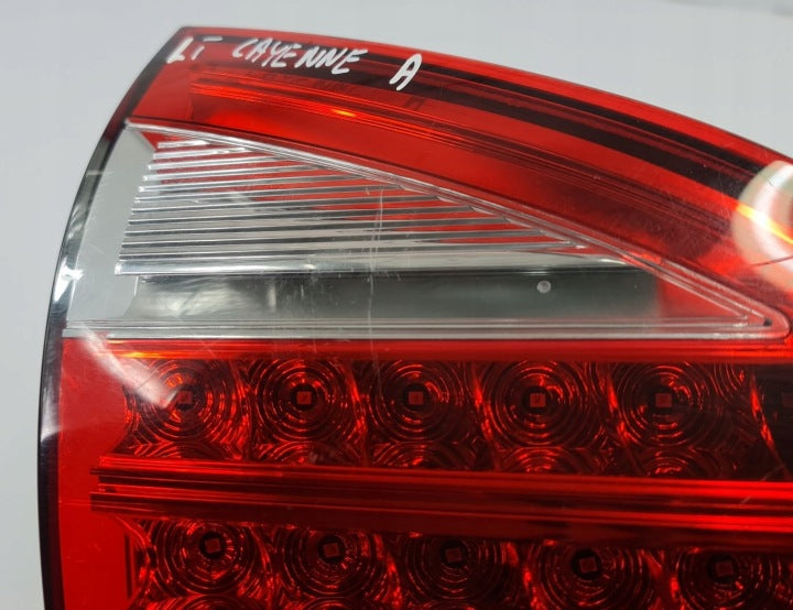 Rückleuchte Porsche Cayenne 7P5945093K Links Rearlight RUK7157155193ci