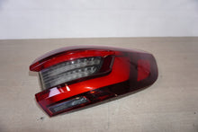 Laden Sie das Bild in den Galerie-Viewer, Rückleuchte BMW X5 G05 H45A164B202 Rechts Rearlight RUK7212032106lo