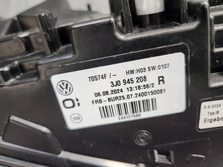 Rückleuchte VW Passat 3J0945208 Rechts Rearlight RUK7225952007ee