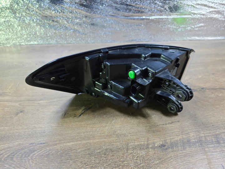 Rückleuchte VW I 14B945208A Rechts Rearlight RUK7310430128ib