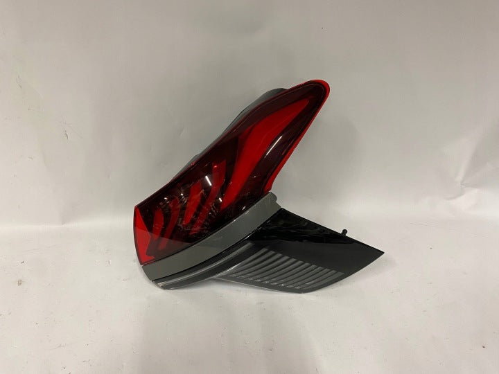 Rückleuchte Audi A6 4P0945070B Rechts Rearlight RUK7336350382ll
