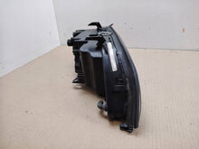 Laden Sie das Bild in den Galerie-Viewer, Rückleuchte BMW 5 E39 Rechts Rearlight RUK7372292796ja
