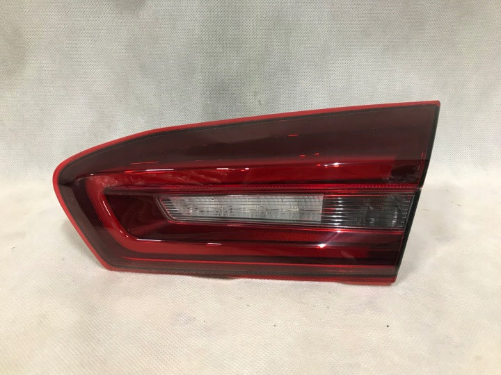 Rückleuchte Ford Focus Hatchback NX7B-13A602-DA LED Rechts Rearlight RUK7474172131yz