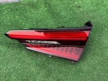 Laden Sie das Bild in den Galerie-Viewer, Rückleuchte Audi Coupe 8W6945094D Rechts Rearlight RUK7530312888tj