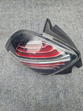 Load image into Gallery viewer, Rückleuchte Renault Zoe 265500965R Ein Stück (Rechts oder Links) Rearlight RUK7567407576xk