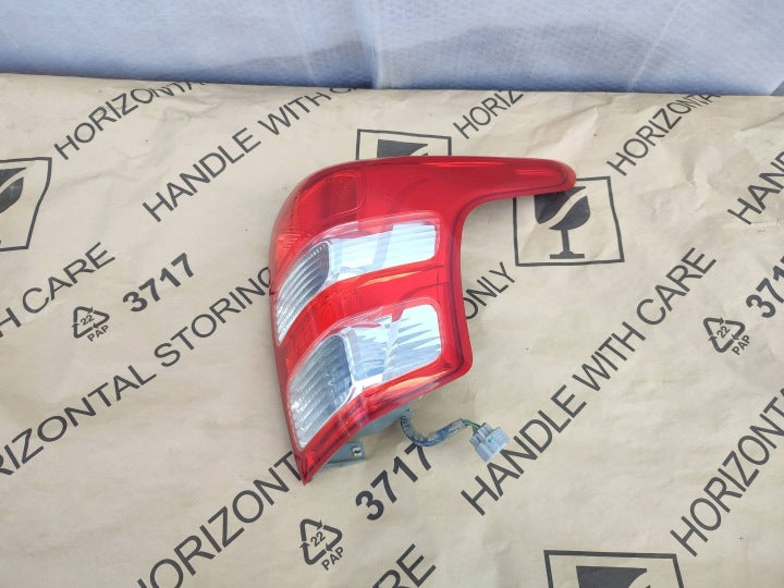 Rückleuchte Mitsubishi L200 ADN231-0000 Rechts Rearlight RUK7678428356lp