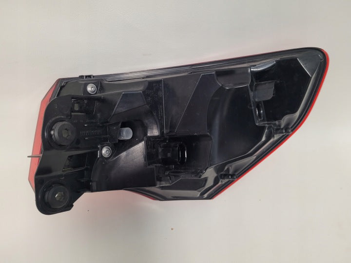 Rückleuchte Audi Q3 83A945091 Links Rearlight RUK7681070753uf
