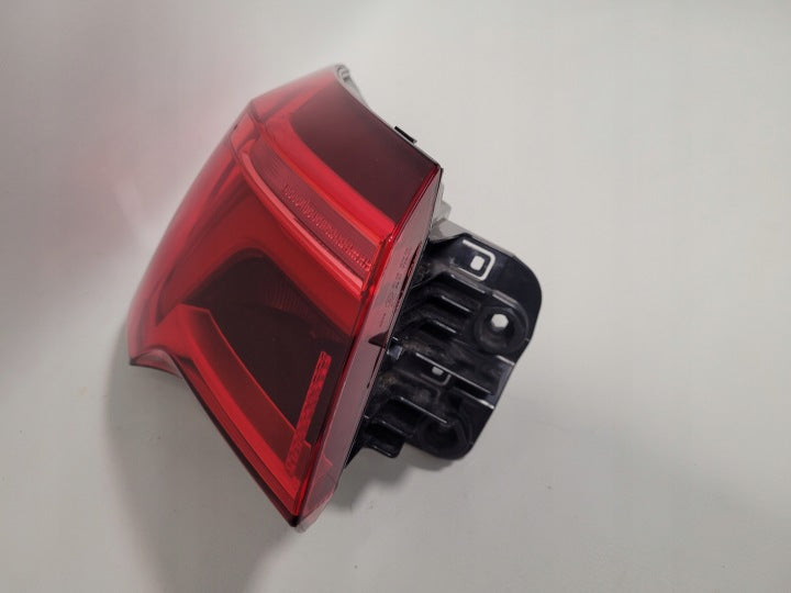 Rückleuchte Audi Q3 83A945091 Links Rearlight RUK7681070753uf
