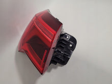 Laden Sie das Bild in den Galerie-Viewer, Rückleuchte Audi Q3 83A945091 Links Rearlight RUK7681070753uf